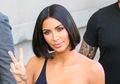 Kim Kardashian Didiagnosis Positif Mengidap Penyakit yang Tak Ada Obatnya, Super Model Seksi Ini Langsung Berurai Air Mata