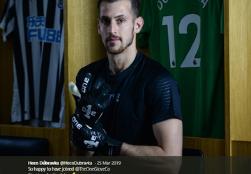 Kiper Newcastle United, Martin Dubravka.