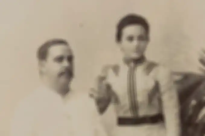 Pasangan Indo-Eropa diambil pada 1900