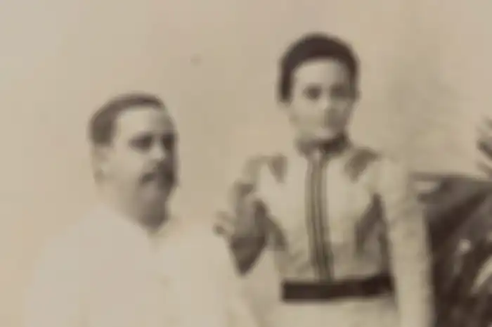 Pasangan Indo-Eropa diambil pada 1900