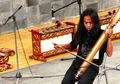 Janu Fitriadi Viral, Musisi Indonesia Ini Juga Bikin Instrumen Sendiri Sampai Keliling Dunia