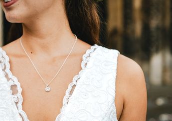 5 Tips Mendapatkan Leher Tampak Awet Muda, Kulit Mulus Tanpa Keriput dan Gelambir