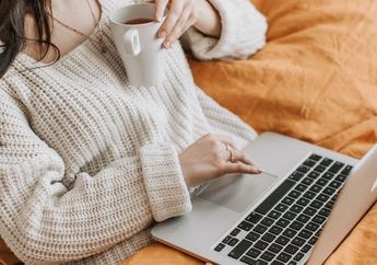 Bisa Mengancam Jiwa, Mulai Sekarang Stop Menaruh Laptop di Atas Kasur Jika Tubuh Tidak Ingin Rasakan Bahaya Fatal Ini