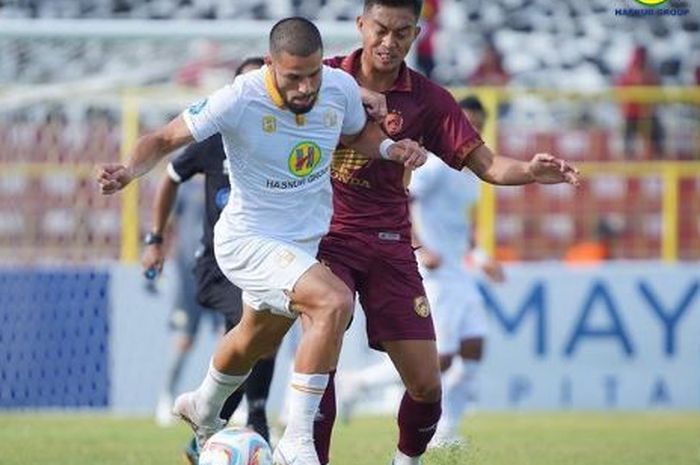 Suasana pertandingan lanjutan Liga 1 2023-2024 pekan ke-12 antara PSM Makassar melawan Barto Putera.
