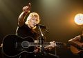 Bassist Pink Floyd Gunakan Jet Pribadinya untuk Mempertemukan Anak Korban Penculikan dengan Sang Ibu