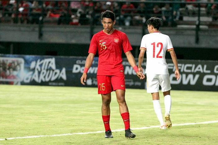 Penampilan perdana Serdy Ephy Fano Boky bersama Timnas Indonesia U-19 saat ujicoba internasional melawan Timnas China.