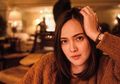 Rayakan Ulang Tahun Ke-32, Penampilan Shandy Aulia Pakai Mini Dress Belahan Dada Rendah Ditengah Keluarga Muslim Jadi Sorotan