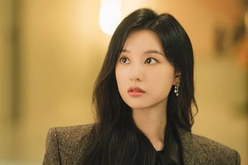 Kim Ji Won Enggak Makan Chinese Food Setahun Demi Perannya di Drama Korea  Queen of Tears - Semua Halaman - CewekBanget