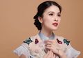 Diendorse Tas Mewah Seharga Rp22 Juta, Tampilan Sederhana Sandra Dewi dengan Kaus Polos Jadi Sorotan