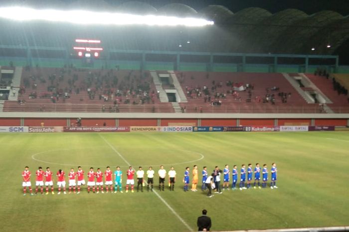 Suasana pertandingan jelang laga Piala AFF u-16 2022 antara timnas U-16 Indonesia melawan Filipina di Stadion Maguwoharjo, Sleman, Minggu (31/7/2022).