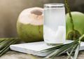 Rutin Minum Air Kelapa saat Perut Kosong Bikin Langsung dan Kulit Sehat