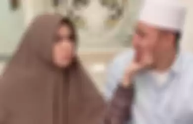 Kartika Putri dan Habib Usman