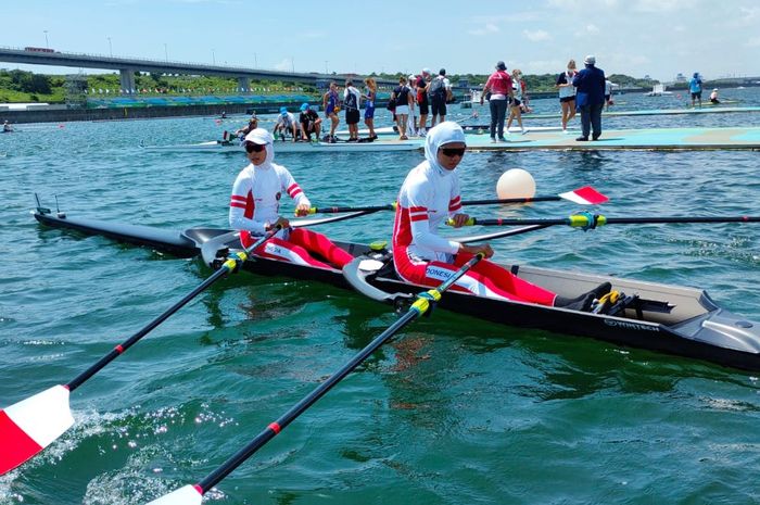 Atlet dayung Indonesia, Melani Putri/Mutiara Rahma Putri saat tampil pada Olimpiade Tokyo 2020, Kamis (29/7/2021)