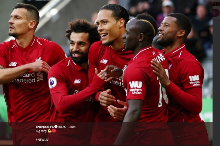 Para pemain Liverpool merayakan gol Virgil van Dijk saat menghadapi Newcastle di Stadion St James Park, Minggu (5/5/2019) dini hari WIB.