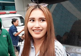 Beri Betrand Peto Pelukan Hangat Selayaknya Anak Sendiri, Ayu Ting Ting Ucapkan Selamat Ulang Tahun: Semoga Apa yang Diinginkan Terwujud ya Nak!