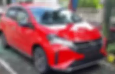 Spyshot Daihatsu Sirion facelift.