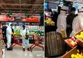 Enggak Habis Pikir! Demi Terhindar dari Virus Corona, Pasangan Ini Sampai Nekat Pakai APD Saat Belanja di Supermarket, Warganet pun Kompak Mengecam: ‘Norak!’