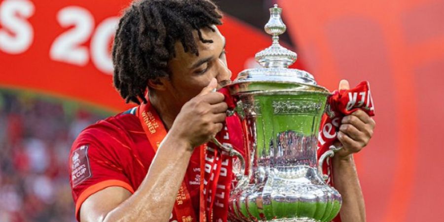 Bawa Liverpool Juara Piala FA, Alexander-Arnold: Rasanya Istimewa!