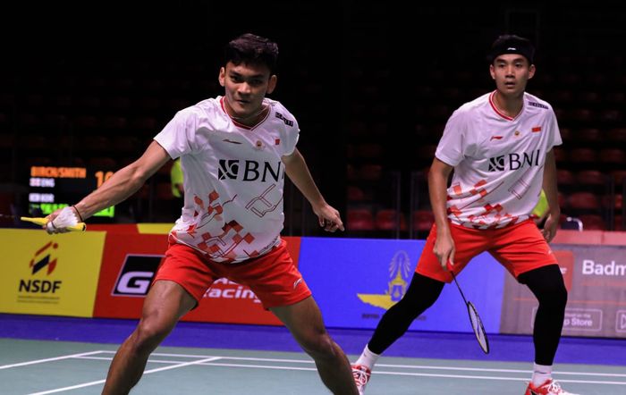 Ganda putra Indonesia, Muhammad Shohibul Fikri/Bagas Maulana saat beraksi di babak kedua Thailand Open 2023, di Indoor Stadium Huamark, Bangkok, Thailand, Kamis (1/6/2023)