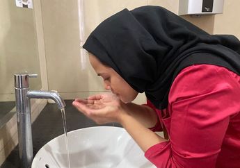 Cara Menghilangkan Lingkaran Hitam di Bawah Mata, Gunakan 6 Bahan Alami