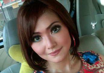Innalillah, Lama Menghilang Dari Layar Kaya, Artis Cantik Ini Ternyata Sudah Meninggal Dunia Setelah Bertahan Hidup Hanya Dengan Satu Payudara, Penyakit Mematikan Telah Gerogoti Tubuhnya