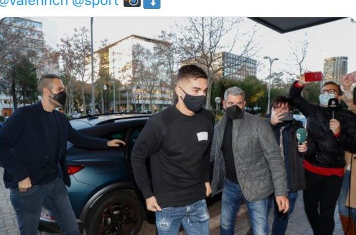 Ferran Torres jalani tes medis jelang kepindahan dari Manchester City ke <a href='https://jabar.tribunnews.com/tag/barcelona' title='Barcelona'>Barcelona</a>, Senin (27/12/2021).