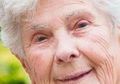 Relakan Ventilator untuk Pasien Lebih Muda, Nenek 90 Tahun Positif Covid-19 Meninggal Dunia, Alasan di Baliknya Sungguh Mengharukan