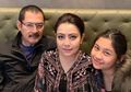Biasa Hidup Mewah di Bawah Atap Cendana, Mayangsari Tak Takut Ajak Putra Soeharto dan Putrinya Ngemper Isi Perut di Warung Sederhana, Ini Menu Pilihannya...