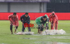 Media Inggris Soroti Tragedi Pemain Indonesia Tewas Disambar Petir di Stadion Siliwangi