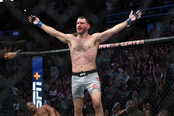 Stipe Miocic angkat bicara soal pensiun