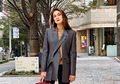 Tanpa Malu Pakai Kostum Panda di Tokyo Saat Halloween, Luna Maya Justru Jadi Sorotan Bawa Ransel Mewah Harga Fantastis!