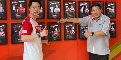 Bangga Atas Perjalanan Karir Bulu Tangkis Kevin Sanjaya, PB Djarum Beri Plakat Hall of Fame