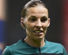 Sosok Stephanie Frappart, Wasit Wanita yang Ukir Sejarah di Piala Dunia 2022 dan Dipercaya Pelatih Jerman