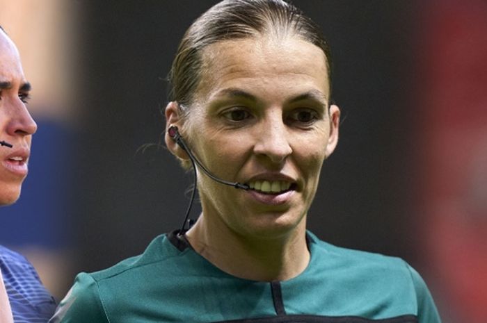 Wasit Stephanie Frappart