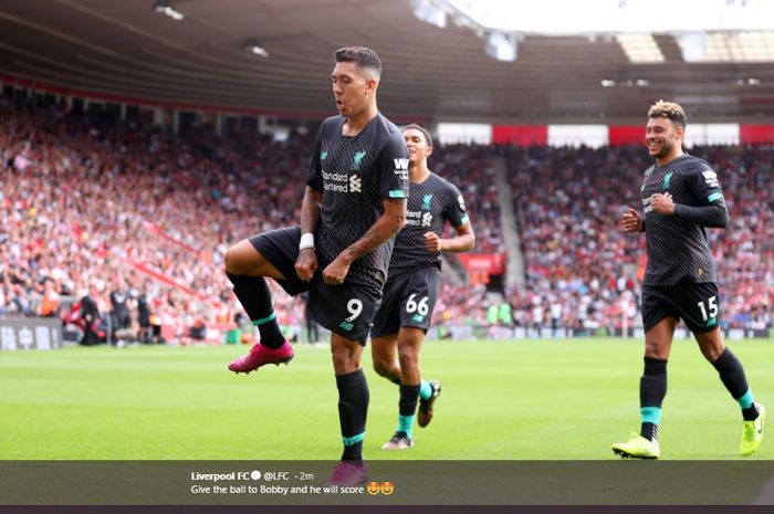 Selebrasi pemain Liverpool, Roberto Firmino usai menjebol gawang Southampton pada laga pekan kedua Liga Inggris di Stadion St Mary, Sabtu (17/8/2019).