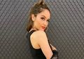 Jalan di Catwalk, Cinta Laura Bergaya Seksi Pakai Gaun Potongan Pendek di Depan Gebetan, Aero Aswar