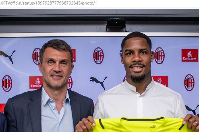 Sebut gabung AC Milan hadiah, kiper baru I Rossoneri, Mike Maignan, ungkap rahasia di balik tepis 10 penalti.