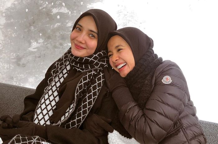 Tak Terima Sahabatnya Diusik Zaskia Sungkar Pasang Badan Tak Terima Sahabatnya Diusik Zaskia Sungkar Pasang Badan