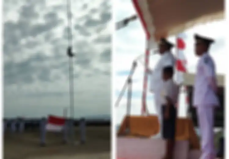 Heroik, Bocah Ini Selamatkan Upacara Pengibaran Bendera Setelah Nekat Panjat Tiang Bendera