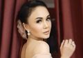 4 Tahun Pesonanya Buat Raffi Ahmad Bertekuk Lutut, Potret Yuni Shara Bersama Petugas Seragam Oranye Bikin Warganet Takjub!