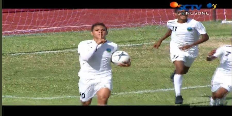 Striker Timor Leste U-15 yang Diduga Terlibat Pencurian Umur Berselebrasi Memunggungi Bench Indonesia