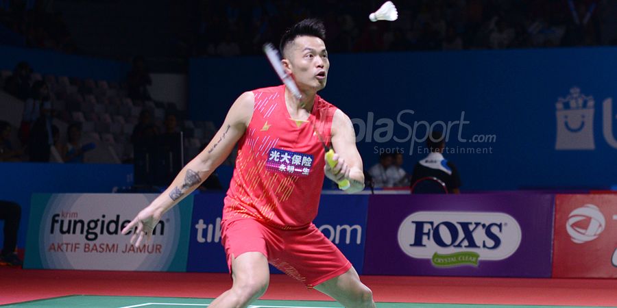 Lin Dan Pamer Skill Sepak Bola, Jago Kaya Bintang Sepak Bola