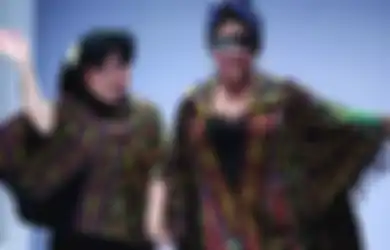 ‘Ibu Susi itu Masang Konde dan Pakai Lipstik Sendiri Loh’, Kesan Anne Avantie Terhadap Susi Pudjiastuti
