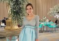 Perut Makin Besar Hingga Berat Badan Naik 9 Kg, Shandy Aulia Tampil Curi Perhatian dengan Rok Mini yang Modis Abis!
