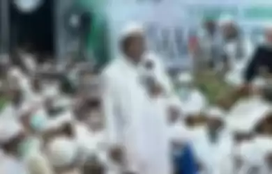 Acara Maulid Nabi yang diisi Habib Rizieq.