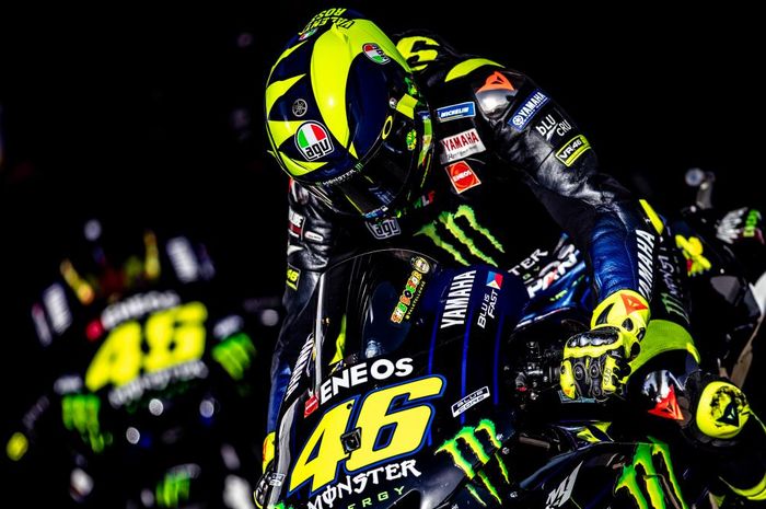 Valentino Rossi saat melaju di Sirkuit Losail, Qatar 2019.