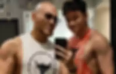 Deddy Corbuzier dan Azka Corbuzier