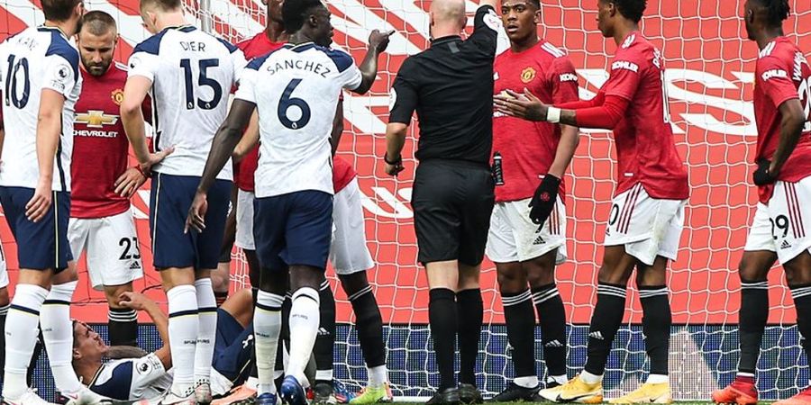 Gelandang Man United Bocorkan Suasana Ruang Ganti Usai Dibantai Tottenham Hotspur