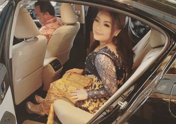 Cinta Indonesia, Kepoin 5 Gaya Hillary Brigitta Lasut, Anggota DPR Termuda Saat Pakai Batik. Modis dan Kekinian!