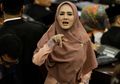 Mulan Jameela Lakukan Blusukan ke Desa Bersama Timnya, Intip Penampilan Istri Ahmad Dhani yang Tetap Modis